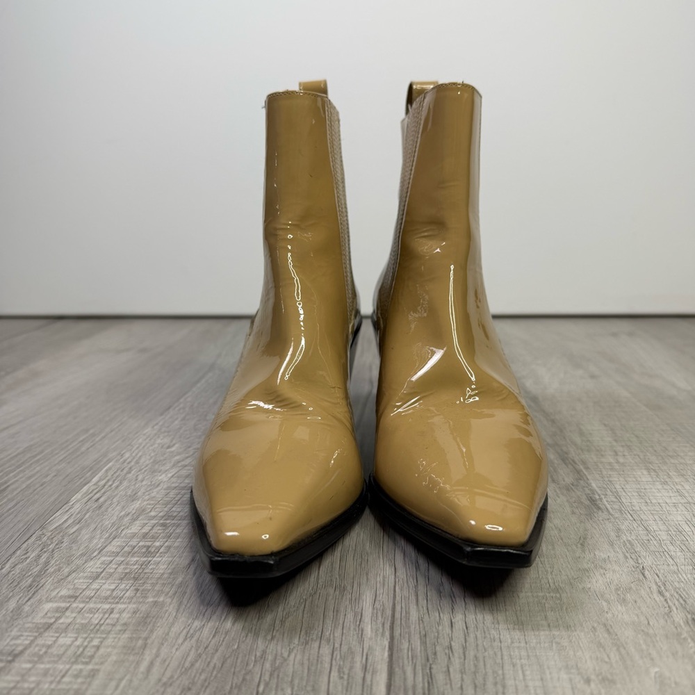 Aeyde Kate Beige Patent Leather Chelsea Boots Size 42 - Picture 2 of 13